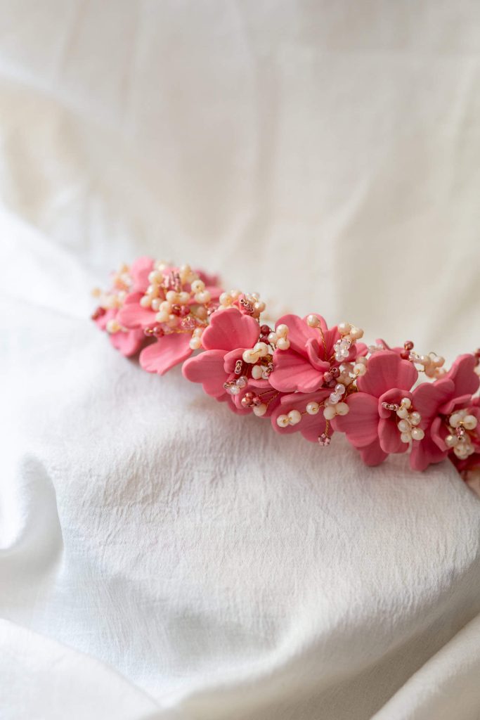 hella hófehér menyasszonyoknak