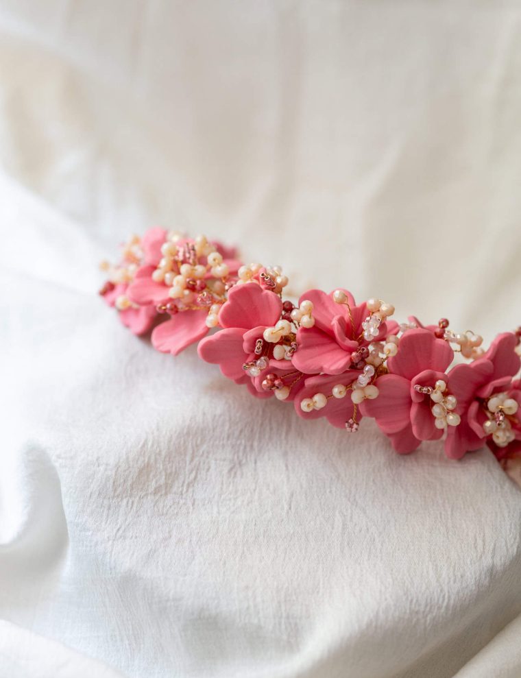 hella hófehér menyasszonyoknak