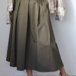 Inventino look khaki szoknya