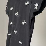 Inventino look fekete masnis felső