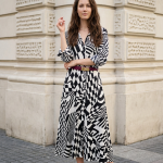 Inventino look fekete & fehér ingruha