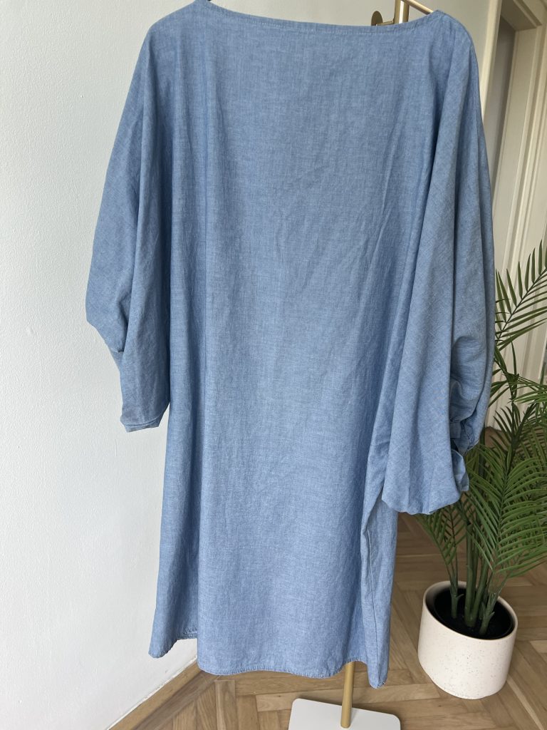 inventino look kék virágos szett